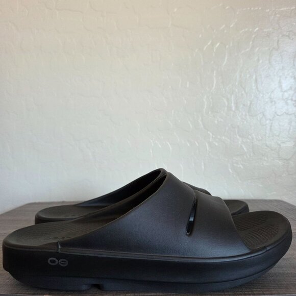 OOFOS Ooahh Recovery Slide Sandal Black Unisex Size Men's 10 Women's 12 Comfort - Picture 1 of 10